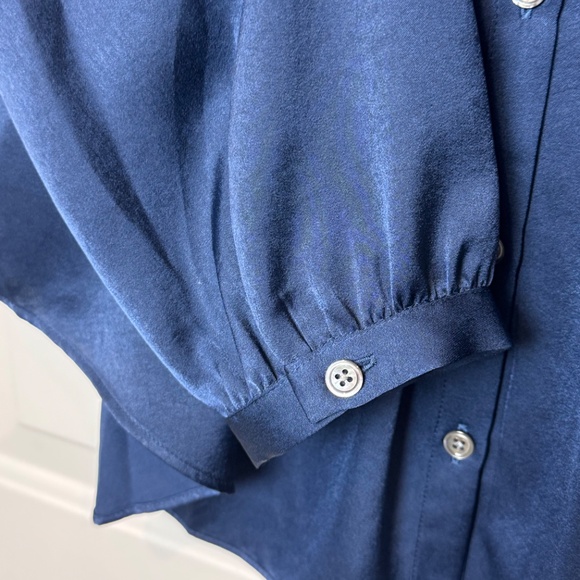 J. Jill Ladies Evening Blue Silk Long Sleeve Blouse, NWT Size Medium - Picture 7 of 8